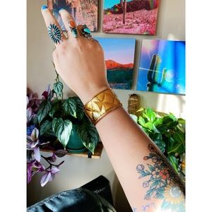 Chanel Vintage 80’s / 90’s Gold Quilted Cuff